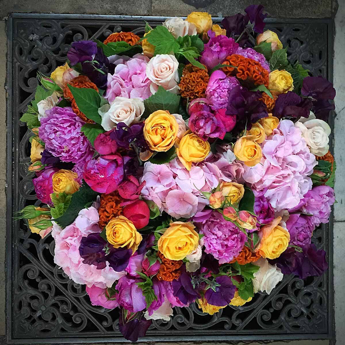 Livraison de bouquet Paris - Panier de fleurs Souvenir